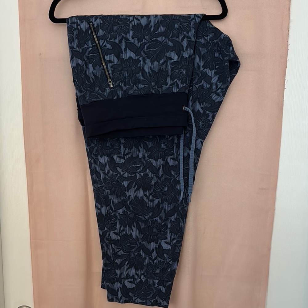 Athleta Floral Patterned Pants with Zipper Detail